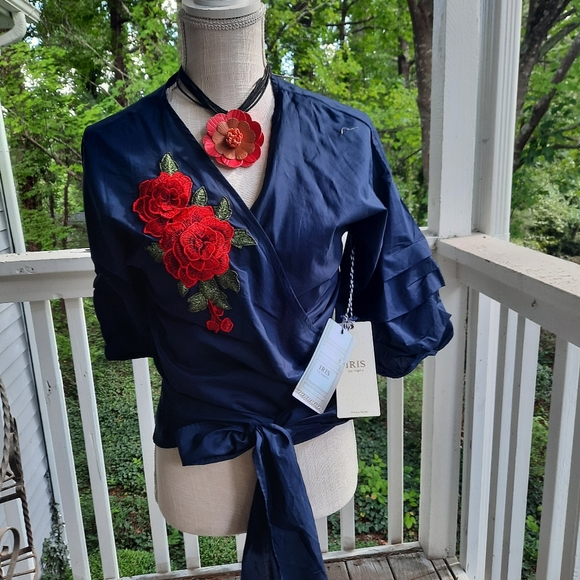 NEW🥀 Bubble sleeve wrap top!!! with long front tie sash❤️ - Picture 3 of 6